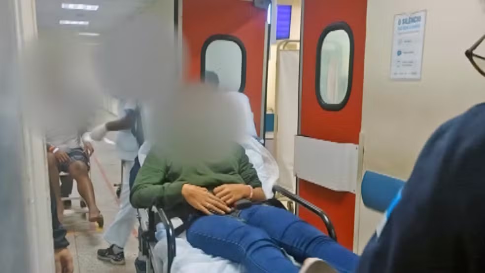 Adolescente tem o maxilar e dentes quebrados após agressão na saída de escola no Rio