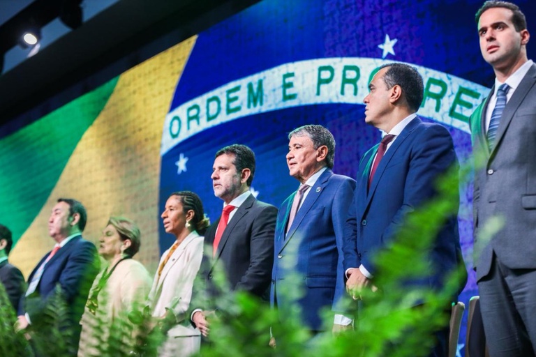 Wellington Dias participa da abertura da Marcha a Brasília