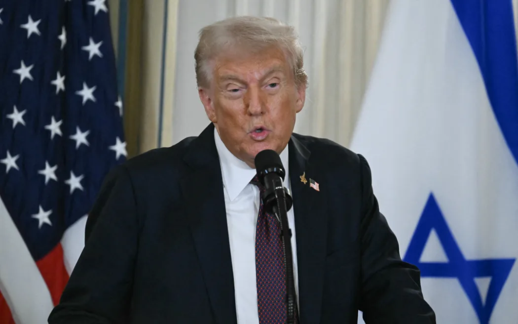 Trump afirma que os Estados Unidos receberão urânio enriquecido do Irã