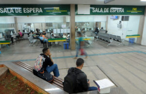 Farmácia de Alto Custo do DF libera agendamento online para pacientes