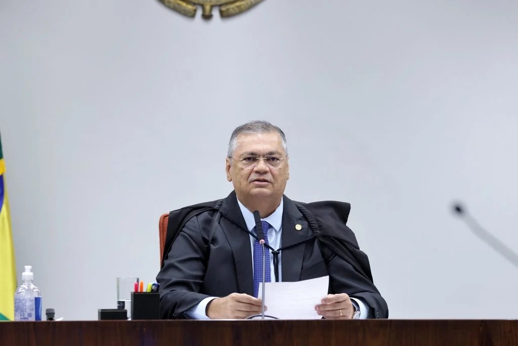 STF: liminar de Dino sobre taxa da CVM será submetida ao plenário entre 15 e 22 de maio