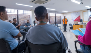 SLU orienta servidores do MPDFT sobre separação de resíduos