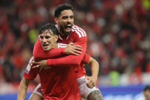 Internacional vence Fluminense e se distancia da zona de rebaixamento