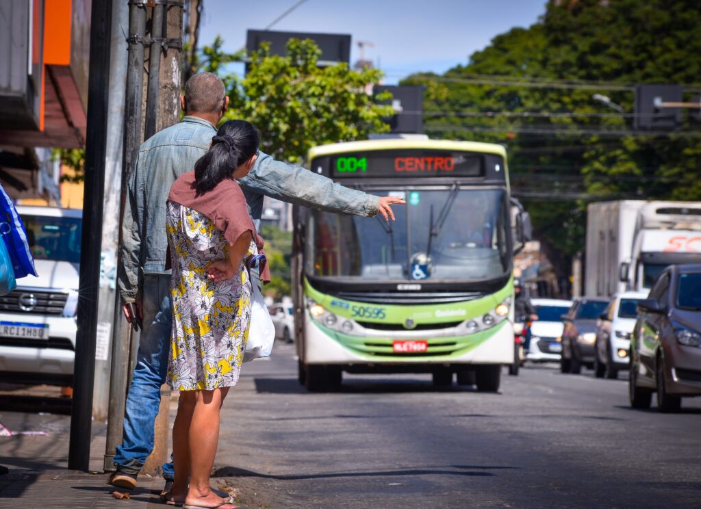 Passagem de ônibus em Goiânia continua R$ 4,30 mesmo com custos operacionais mais altos