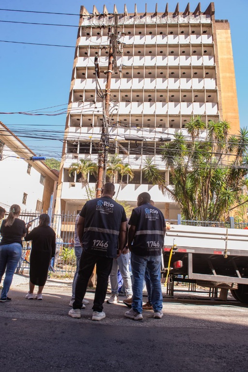 Prefeitura do Rio interdita prédio do Inmetro para evitar invasões