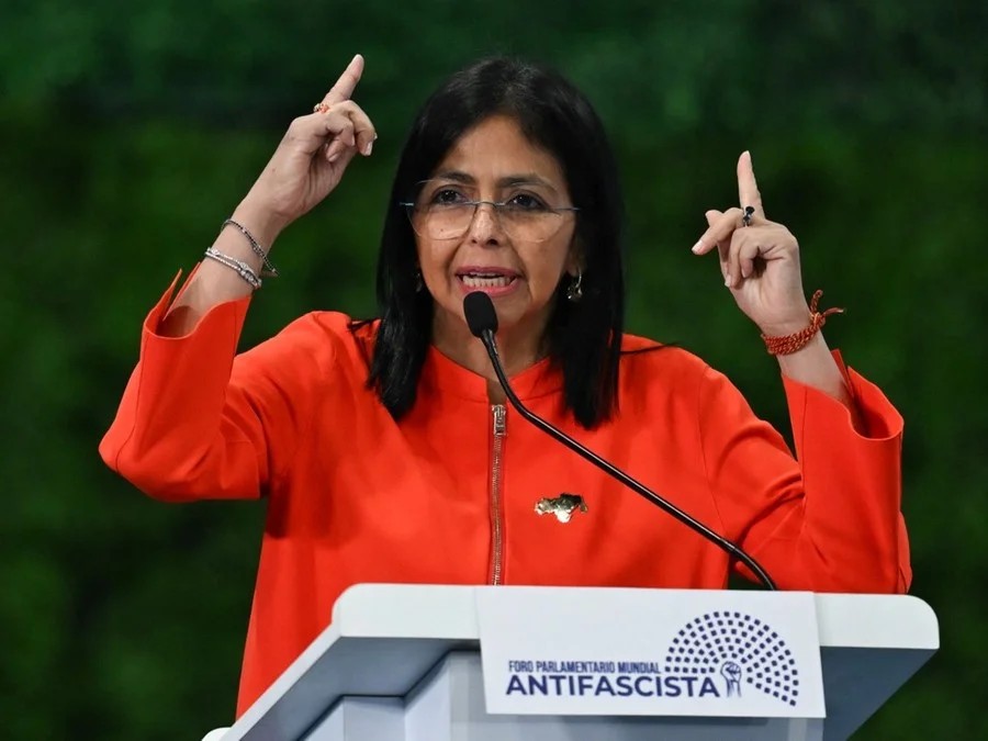 Venezuela pede ‘responsabilidade’ a Trinidad e Tobago por vazamento de petróleo