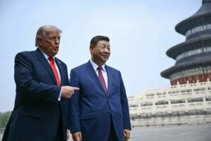 Trump tenta agradar a Xi em encontro em Pequim, enquanto chinês alerta sobre risco de conflito por Taiwan
