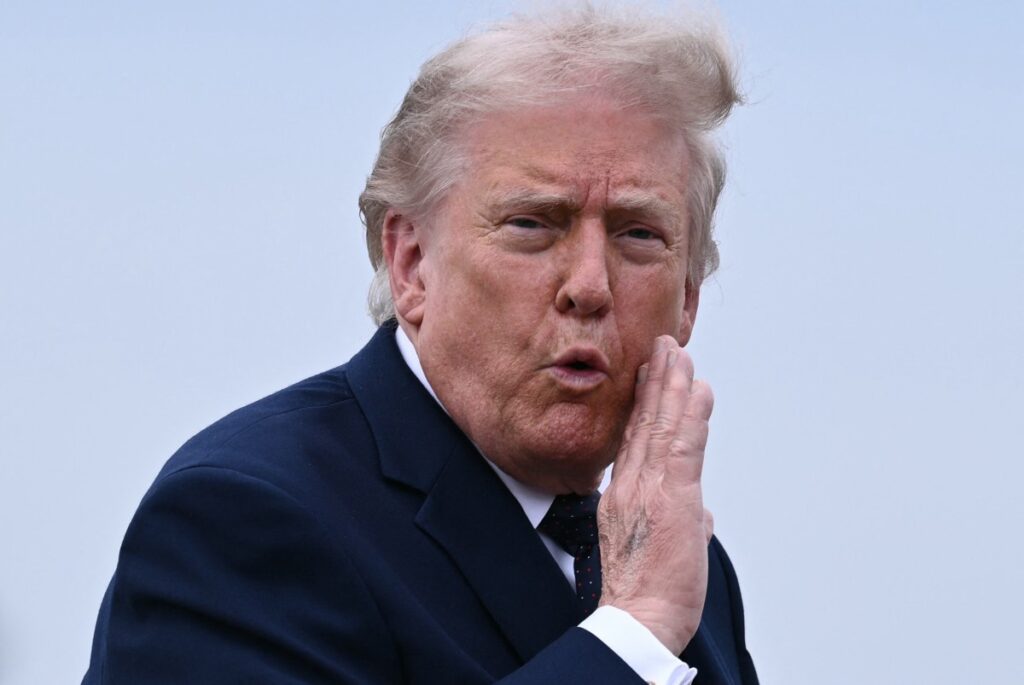 Irã acusa EUA de sabotarem negociações; Trump publica mapa com país persa sob bandeira americana