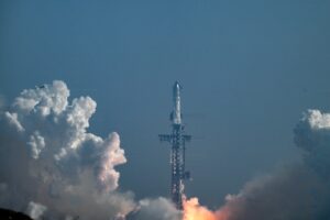 SpaceX lança última versão de seu megafoguete Starship