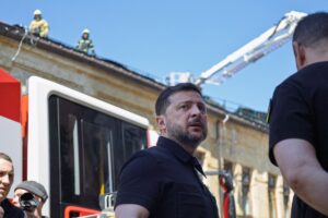 Zelensky: ‘Maior parte dos mísseis russos foram direcionados a Kiev’