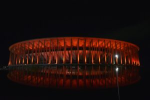 Brasília iluminada em prol da causa do Maio Laranja