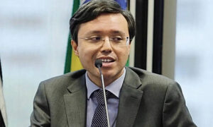 Ex-auditor suspeito de fraudes com ICMS afirma que Ministério Público o enganou para obter provas