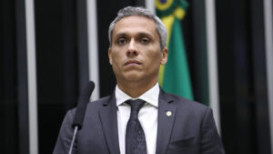 Comissão aprova veto à entrada de veículos ligados a criminosos