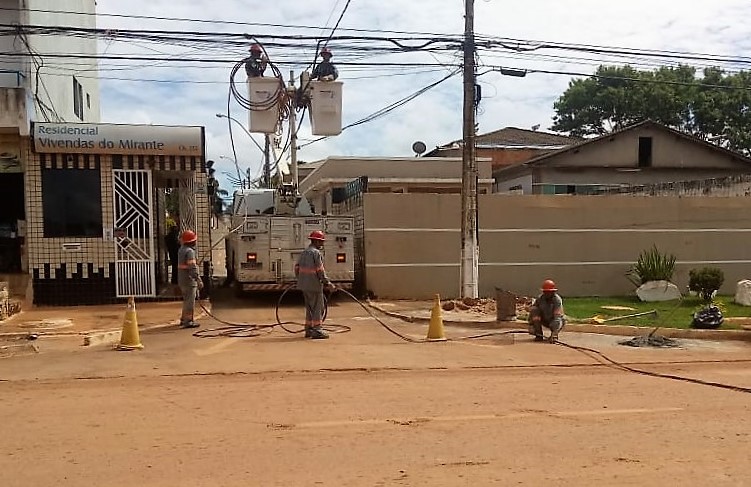 CEB adota IA para modernizar manutenção de iluminação pública no DF