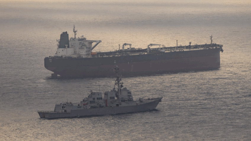 Irã acusa EUA de violar cessar-fogo com ataques contra navios