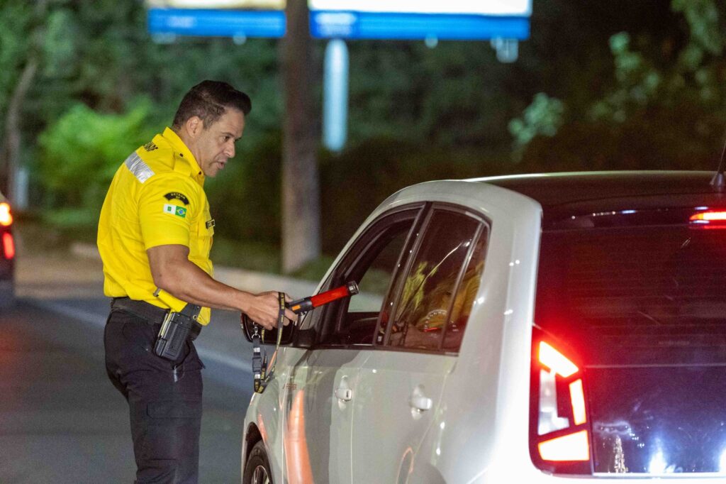 DF flagra 618 motoristas embriagados nos primeiros dias de maio de 2026