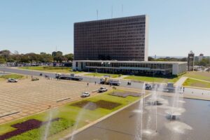 Emenda à Lei Orgânica do DF quer dar autonomia à carreira de gestão pública