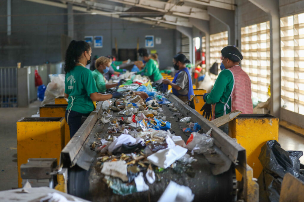 Coleta seletiva cresce 70% no DF e bate recorde histórico