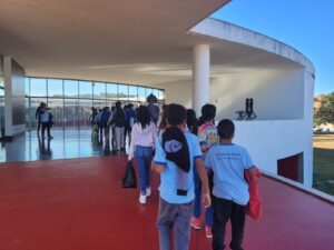 Projeto Turismo Mais Brasília beneficia mais de 13 mil estudantes do DF