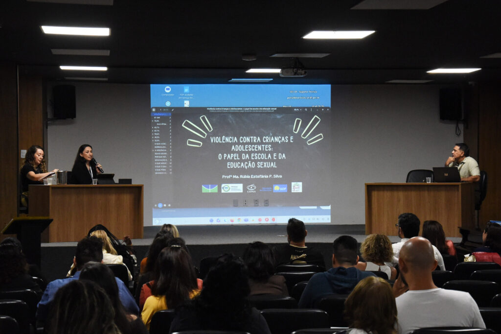 Seminário da rede pública debate inclusão e direitos humanos