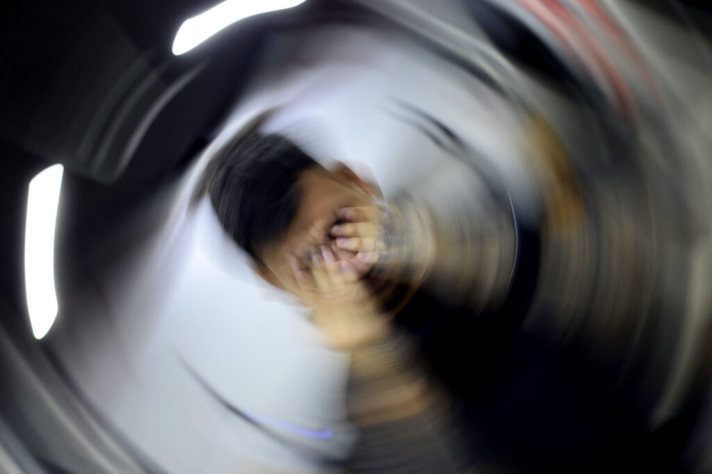 Conscientização sobre esquizofrenia combate estigma e amplia acesso a tratamento