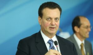 Atrito entre Kassab e Tarcísio esvazia apoio do PSD no interior paulista
