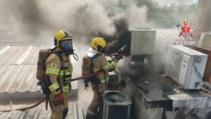 Incêndio em restaurante mobiliza bombeiros e provoca evacuação no Sudoeste