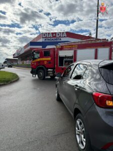 Colisão entre carro e patinete deixa homem ferido em Ceilândia