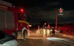 Engavetamento com quatro veículos deixa três feridos na BR-080, em Brazlândia