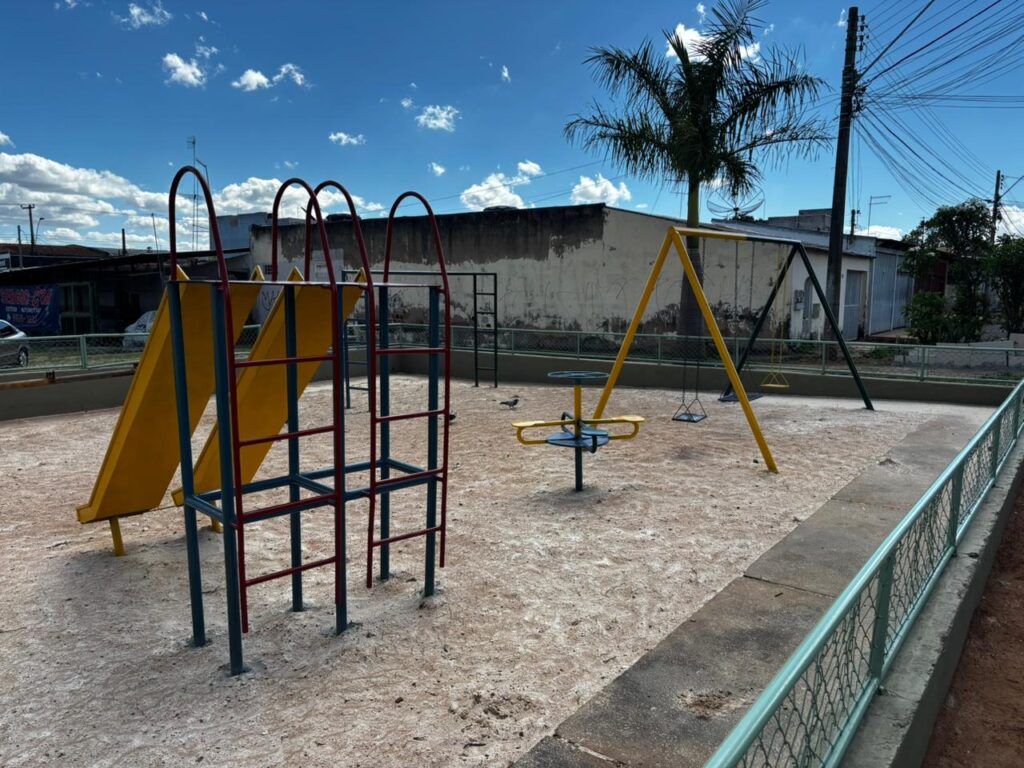 Reforma de parquinhos amplia opções de lazer em Ceilândia