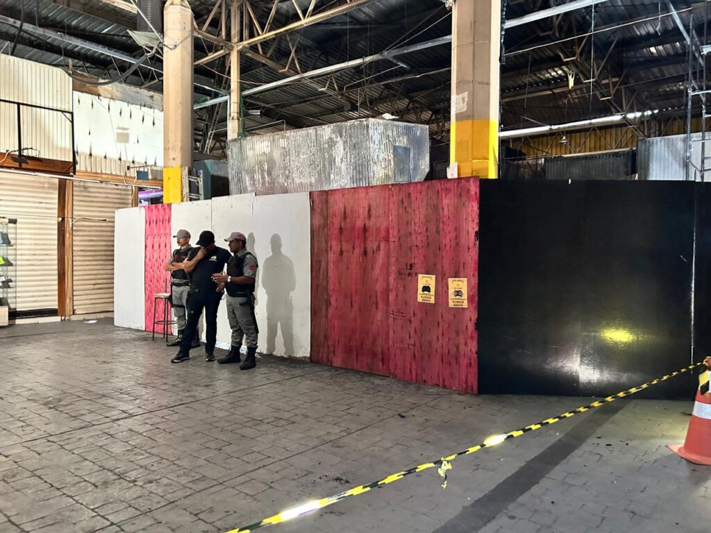 Feira dos Importados enfrenta incêndio durante processo de adequação das normas de segurança