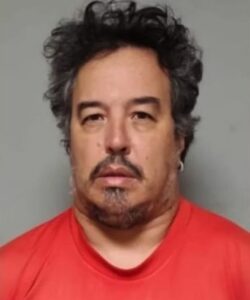 Pai preso morte de filho acorrentado ao pé da cama