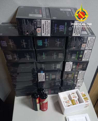 PMDF apreende medicamentos irregulares, cigarros eletrônicos e prende suspeito com celular roubado no DF