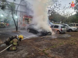 BMW pega fogo na L2 Sul