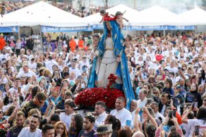 Pentecostes reúne fiéis no Taguaparque e celebra 27ª edição