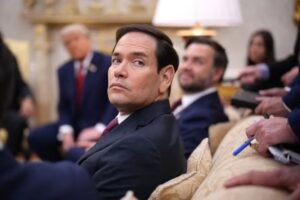 Rubio afirma que OMS reagiu ‘um pouco tarde’ ao surto de ebola