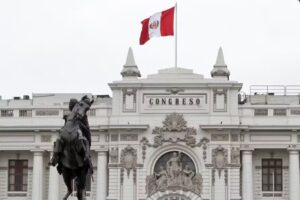 México muda Constituição para anular eleições por ‘interferência estrangeira’