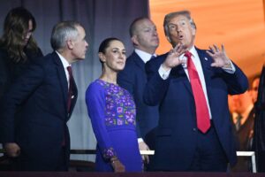 Sheinbaum e Trump conversam por telefone sobre segurança e comércio