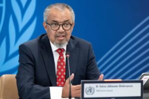 Epidemia de ebola na RDC é ‘extremamente grave e difícil’, adverte chefe da OMS