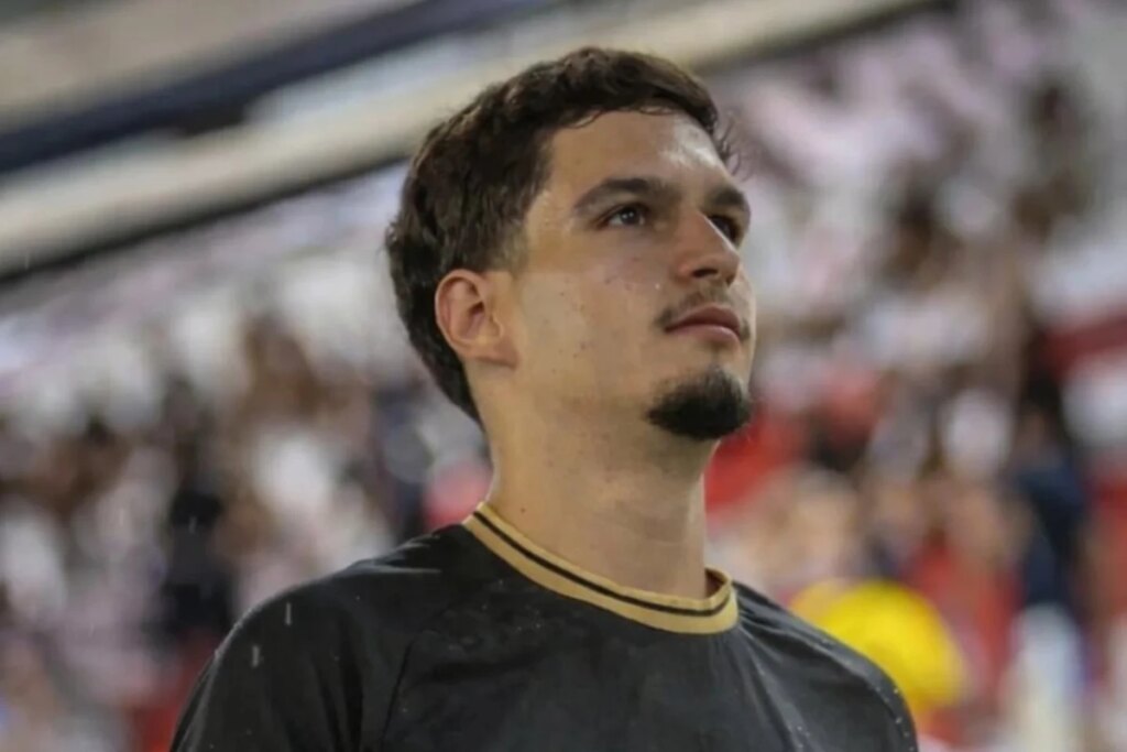 Torcedor do Vasco baleado no olho após clássico passa por cirurgia