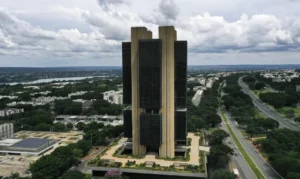 Conselho Monetário adia para 2027 bloqueio de crédito rural a produtores com desmatamento