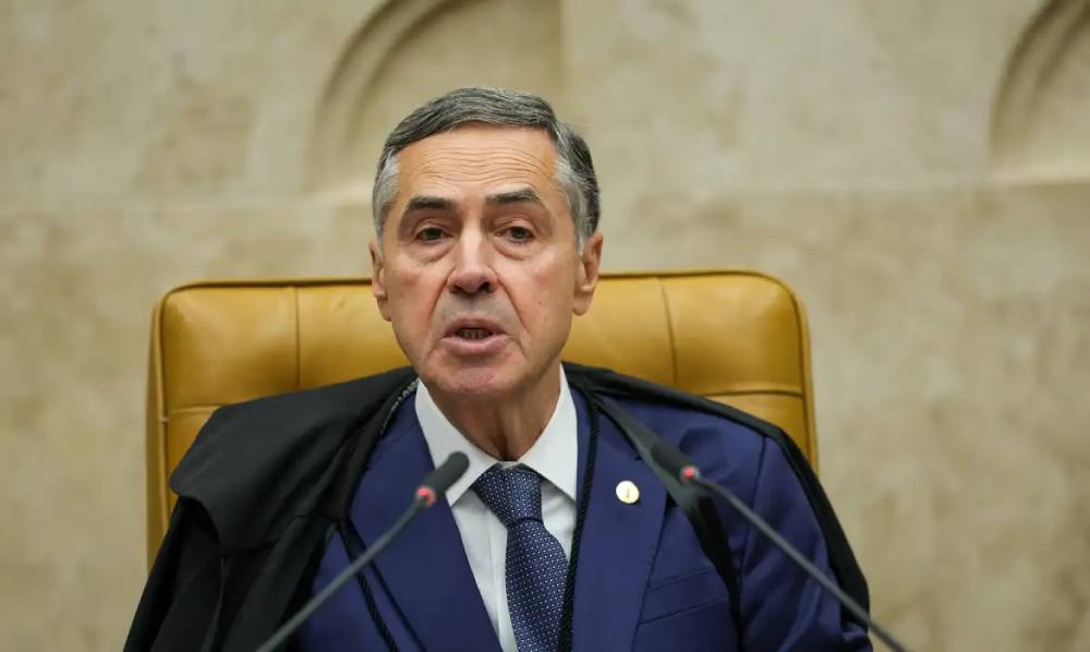 Barroso: redes sociais democratizaram debate público mas abriram avenidas para a desinformação