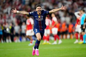Beraldo se torna brasileiro mais jovem a vencer duas Champions League