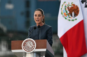 Presidente do México propõe adiar eleição de juízes do país para 2028