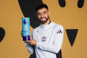 Bruno Fernandes é eleito o melhor jogador da Premier League