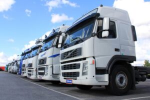 Medida provisória destina R$ 14,5 bilhões para financiar compra de caminhões e ônibus - Notícias