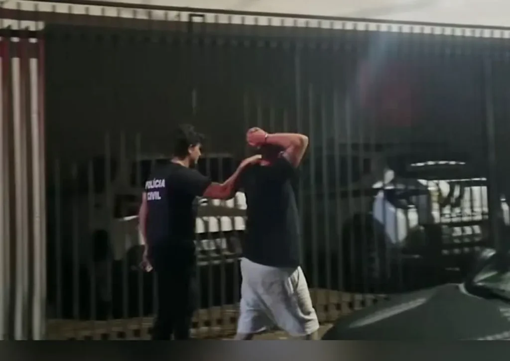 Homem é preso após ameaçar matar ex e filha de 3 anos em Itumbiara