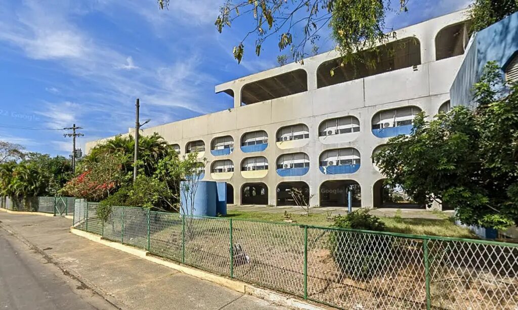 Explosão de artefato fere oito alunos em escola de Belford Roxo