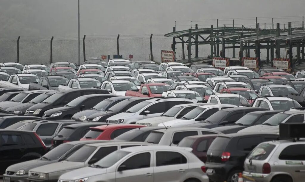 Preços dos carros usados sobem 0,27% e mostram desaceleração em abril, aponta IBV Auto
