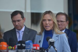 GDF firma oficialmente acordo com União para capitalização do BRB